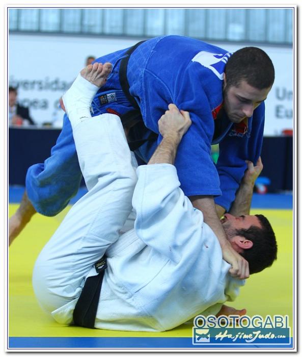 CEU2011 900024